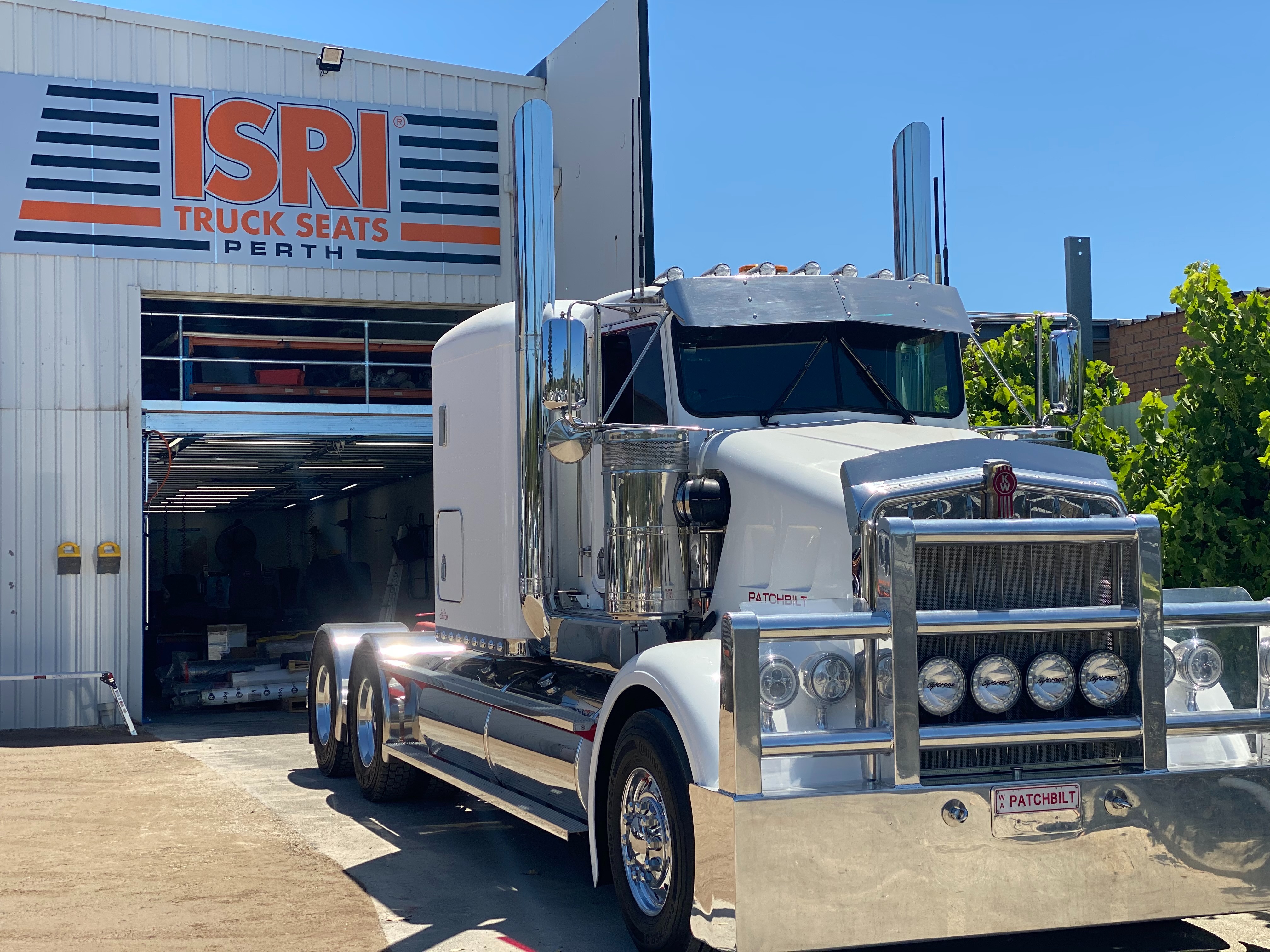 How to reduce muscle strain and injuries for Truck Drivers